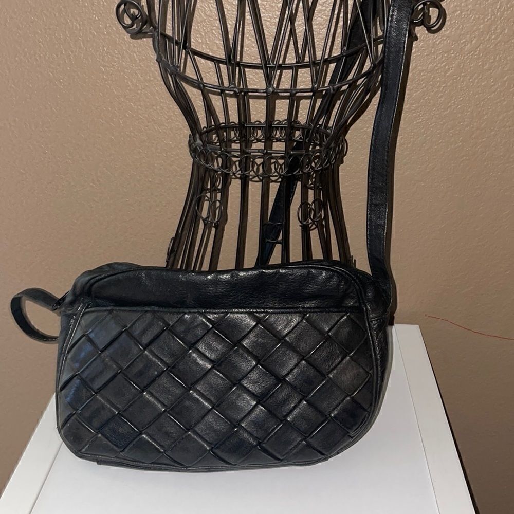 Vintage empress quilted front purse